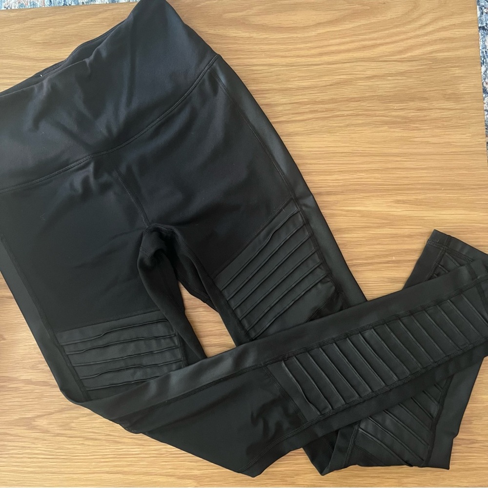 Victorias Secret Sport moto leggings